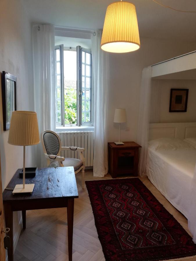 Conilhac-Corbières Les 3 Platanes Bed & Breakfast エクステリア 写真