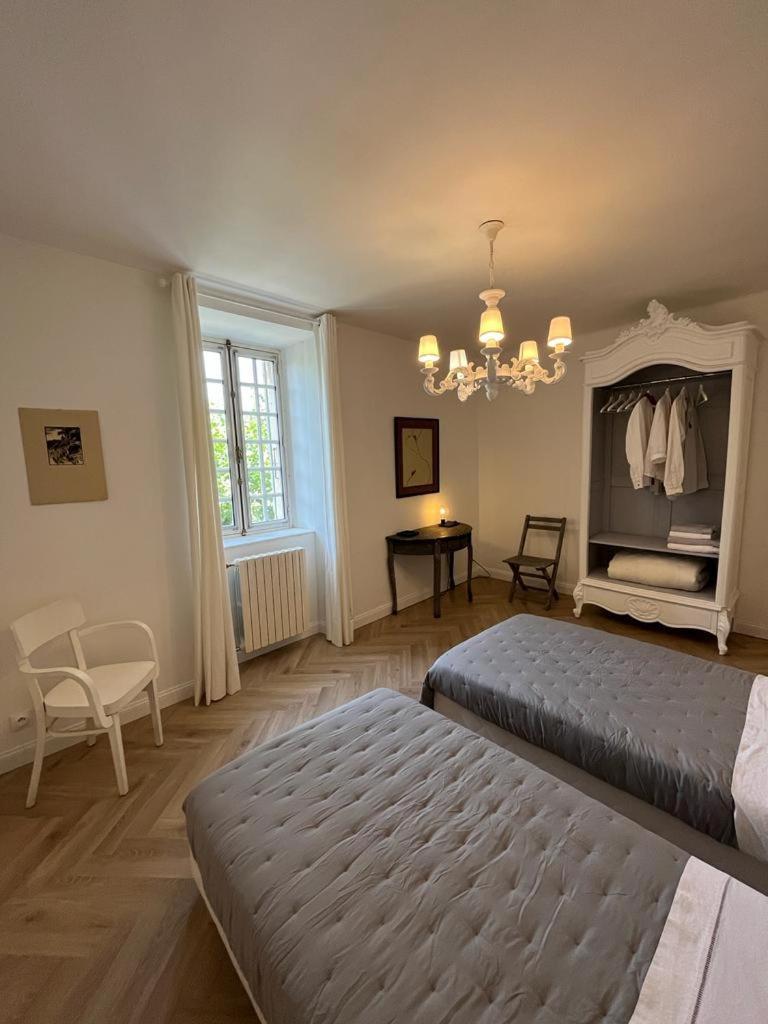 Conilhac-Corbières Les 3 Platanes Bed & Breakfast エクステリア 写真
