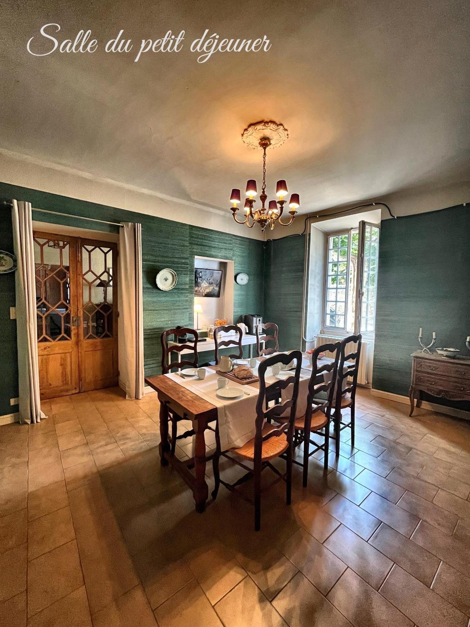 Conilhac-Corbières Les 3 Platanes Bed & Breakfast エクステリア 写真